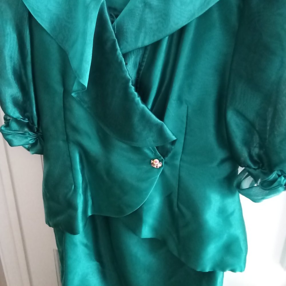 Watters & Watters brand, size 14, Teal green.